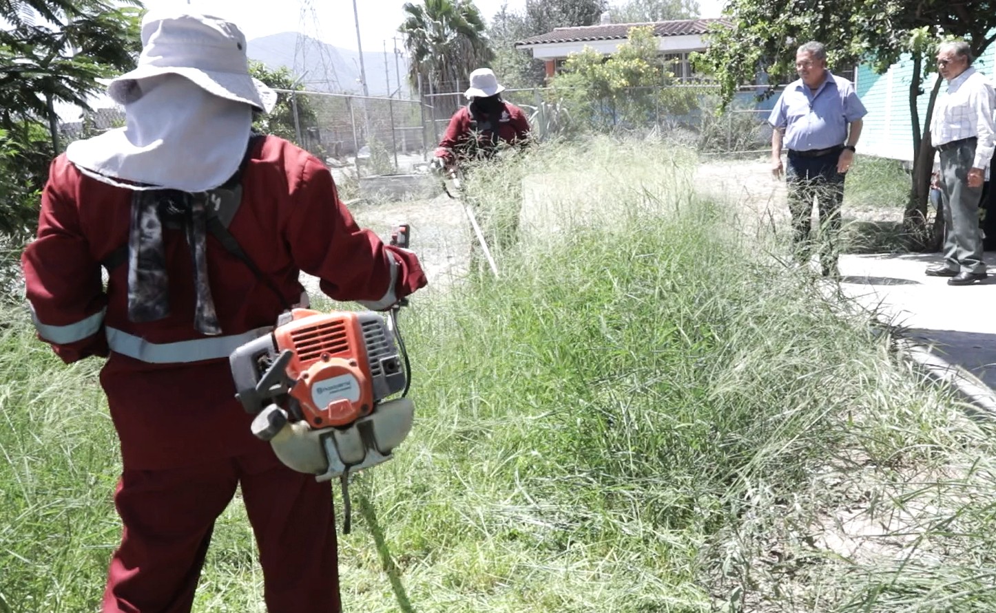 Inicia Municipio de Escobedo Programa de Limpieza, Deshierbe y Fumigación de Escuelas