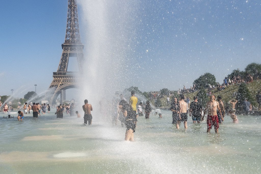 Registra Francia 7 mil 300 fallecidos a causa de la ola de calor en lo que va del verano