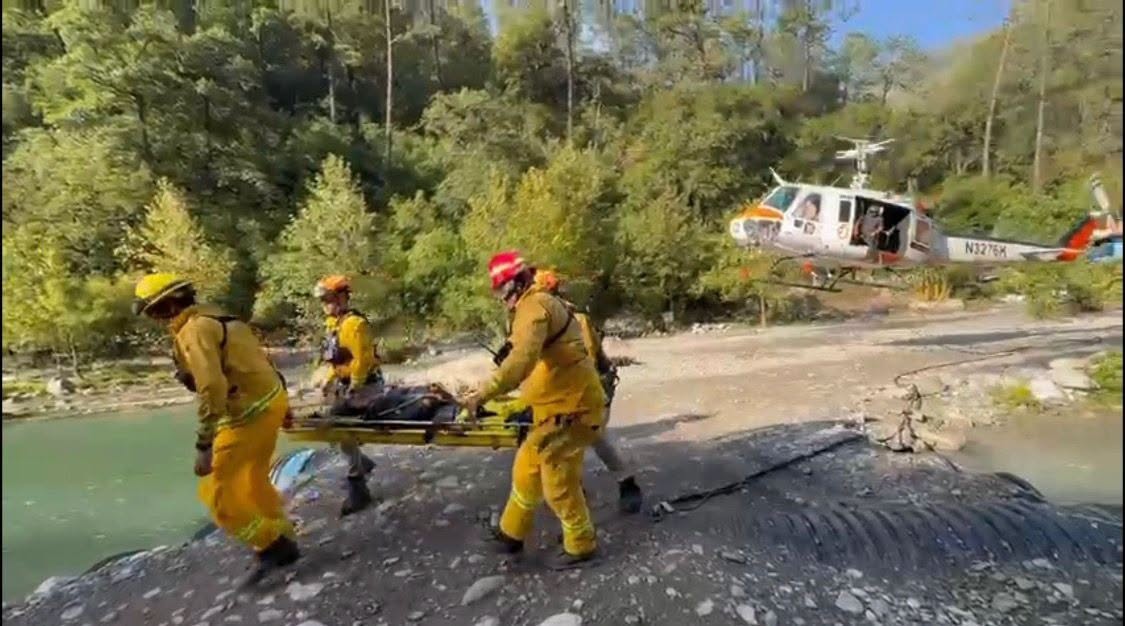 Rescata PCNL a excursionista lesionada en Matacanes