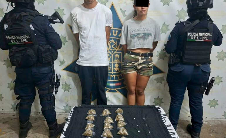 Se aceleran con la moto: Cargaban mota y coca