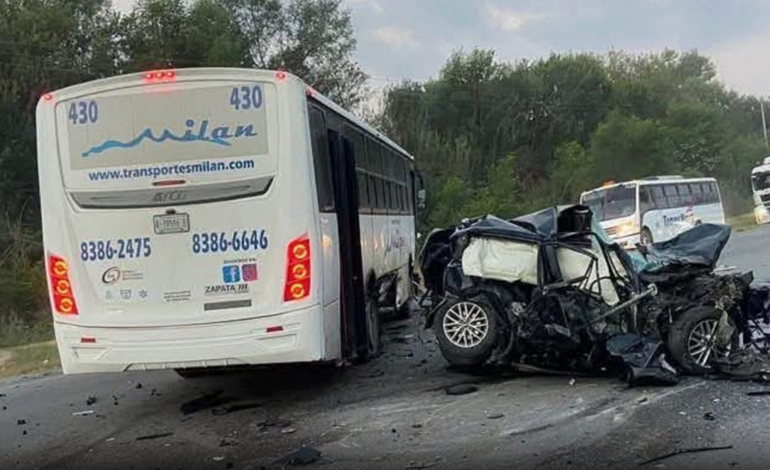 Choque en Pesquería deja tres muertos y 29 heridos