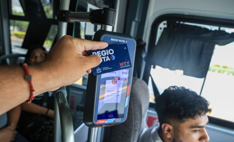 Invita Gobierno de Monterrey a tramitar la tarjeta de la Regio Ruta