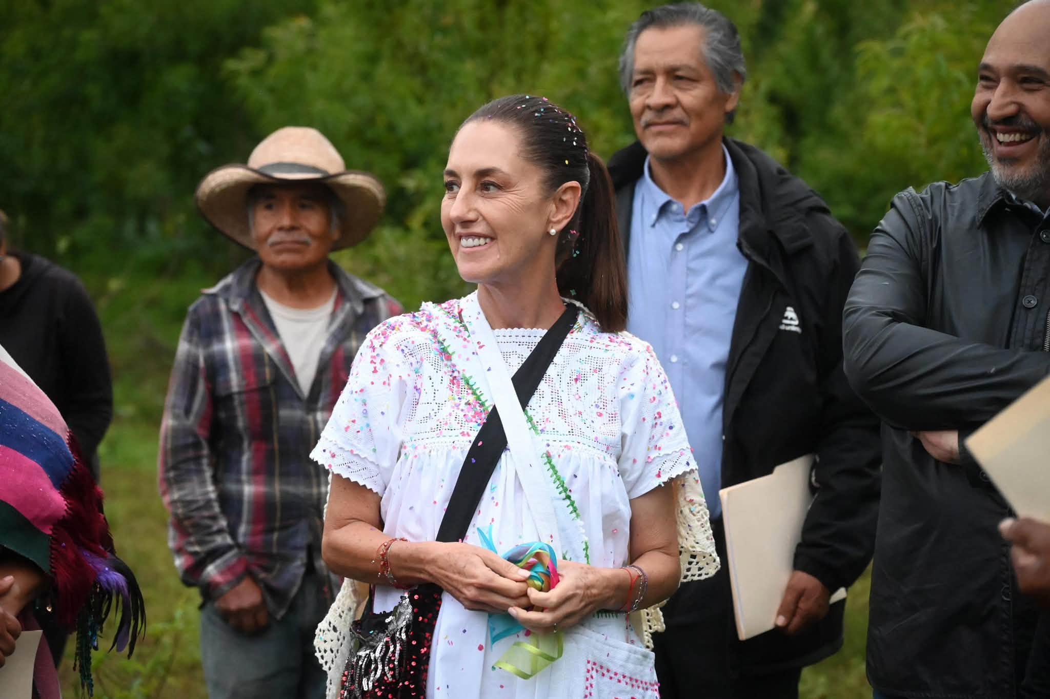 “Amanecí con gripa muy fuerte, tos y fiebre»; Sheinbaum se reporta enferma