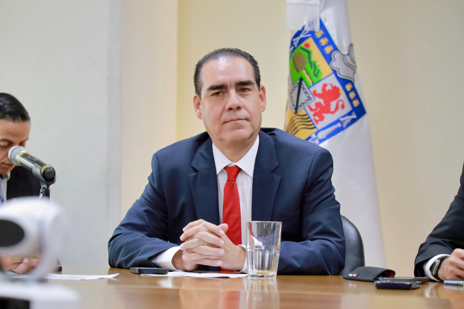 Propone Heriberto Treviño crear manual de intervención policial