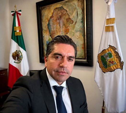 Recula senador de MoReNa tras su dicho de «amenaza» a periodista