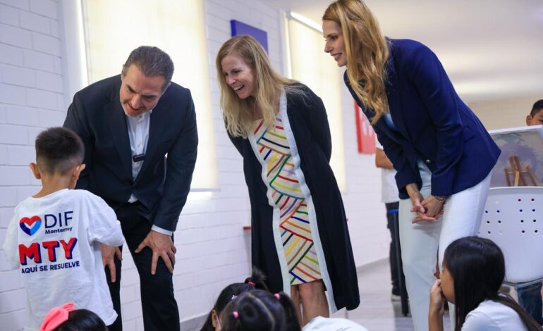 Visita cónsul de Estados Unidos instalaciones renovadas de PAPTI