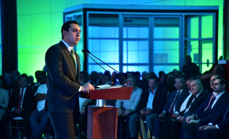 César Garza presume inversión histórica de 2 mil millones de pesos en su Segundo Informe de Gobierno