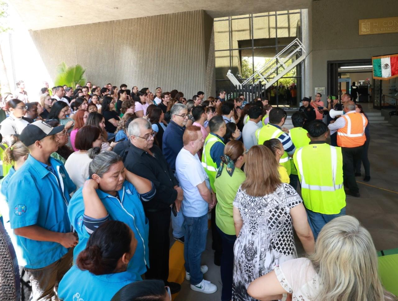 Congreso de NL fortalece la cultura de la Prevención con simulacro de Evacuación