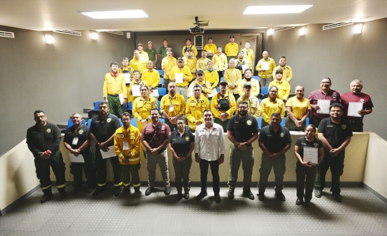 Refuerza García la capacitación de sus cuerpos de emergencia con Certificación