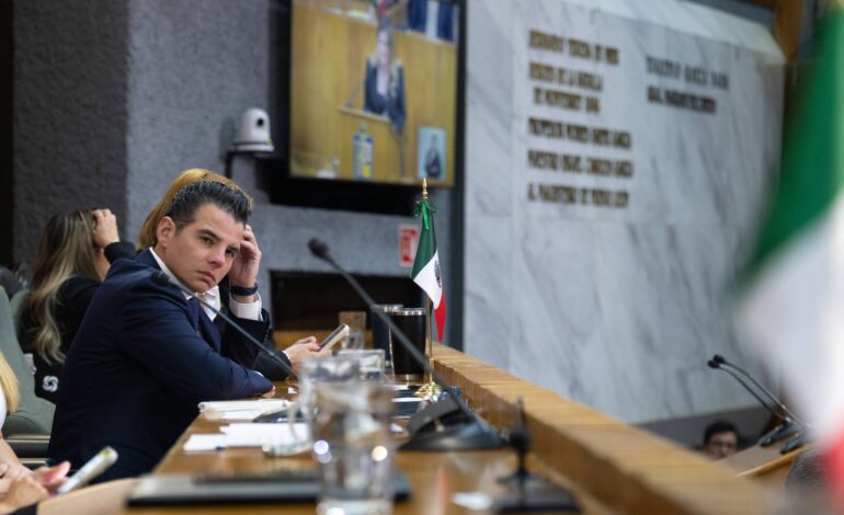 Hace llamado Miguel Flores a diputados para diálogo y acuerdos en el inicio de periodo Legislativo