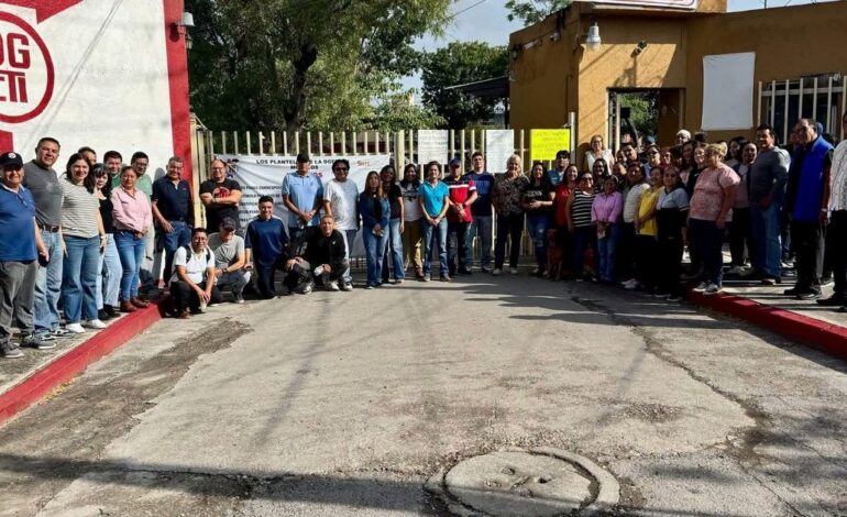 Maestros de Morelos hacen paro; SEP les adeuda 2 mil mdp