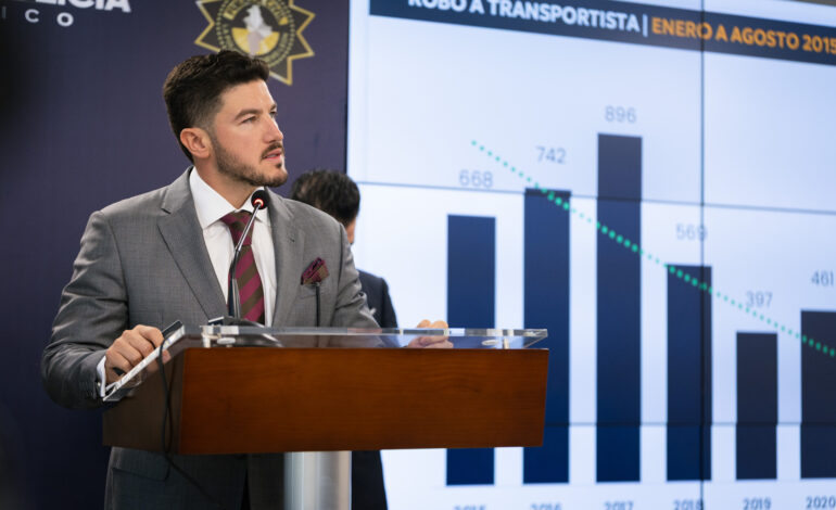Destaca Samuel García reducción histórica del robo a transportistas en Nuevo León
