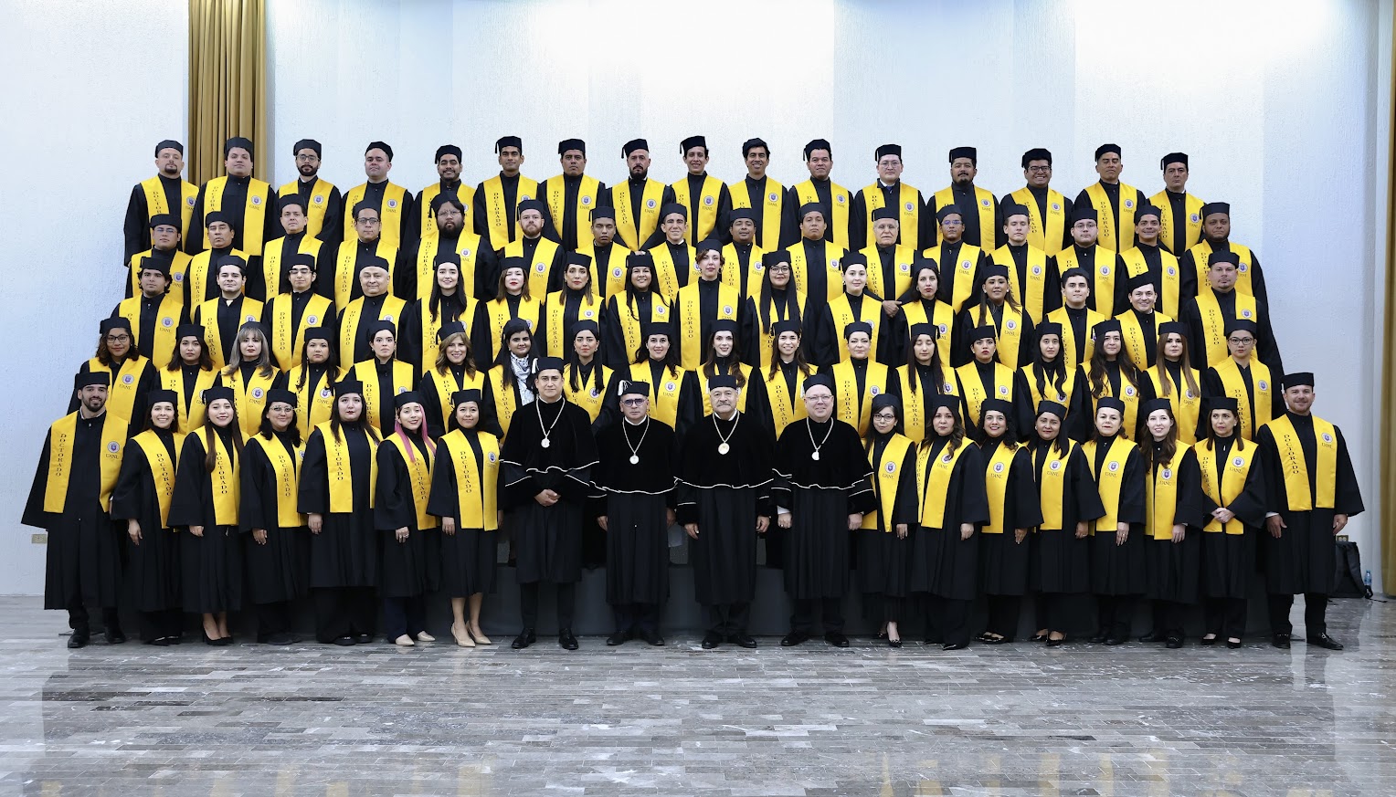 Reconoce la UANL la formación de 250 nuevos doctores