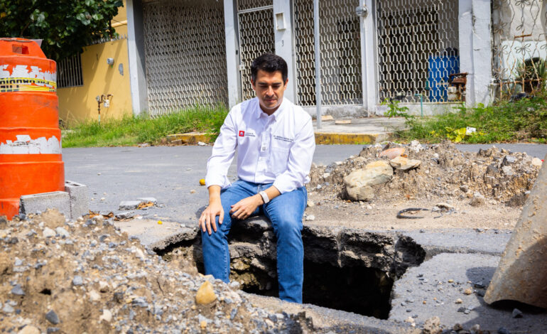 Señala Marcelo Segovia obras abandonadas de Agua y Drenaje en Monterrey