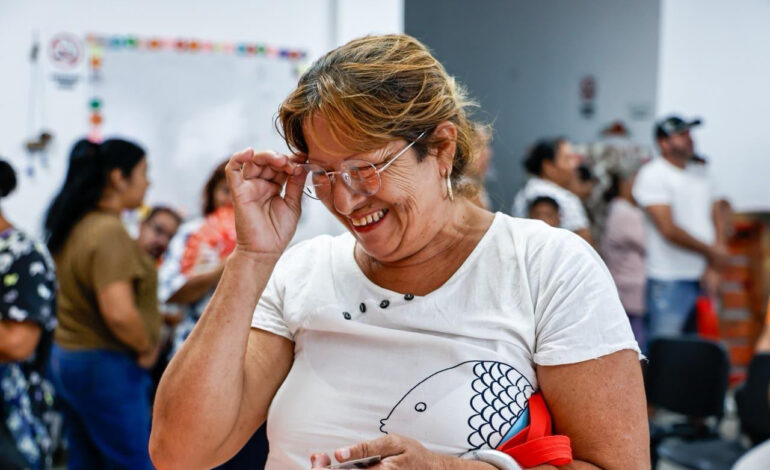 Reciben más de 5 mil guadalupenses lentes gratuitos