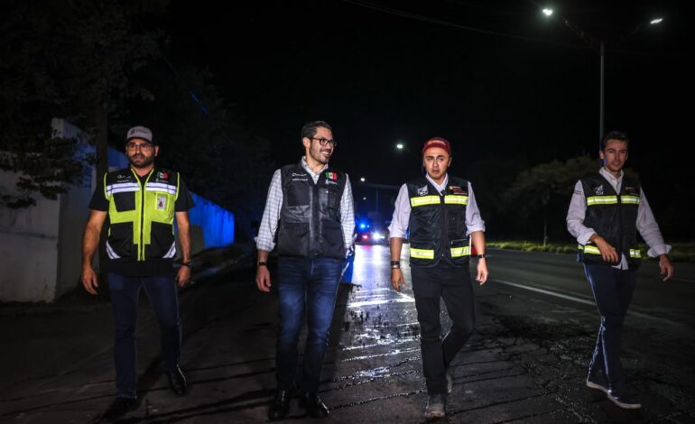 Supervisa David de la Peña trabajos de recarpeteo en la Carretera Nacional