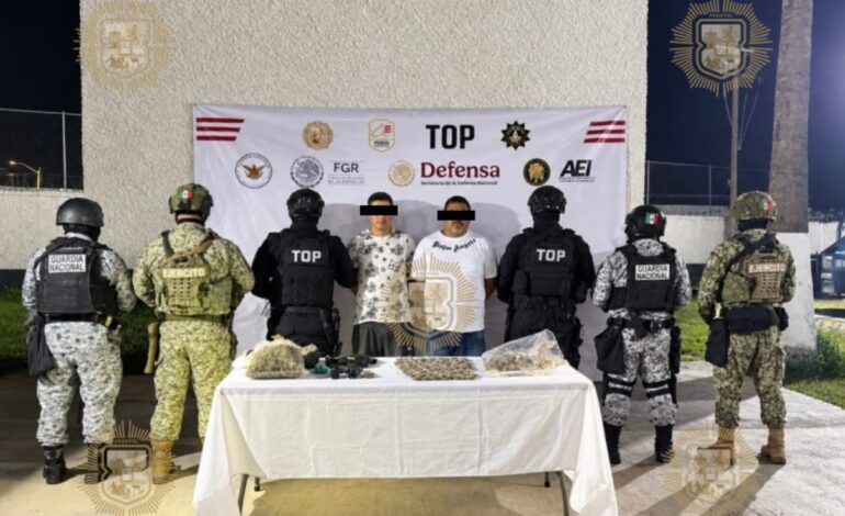 Detiene PROXPOL Escobedo a dos malandrillos con drogas y arma de fuego