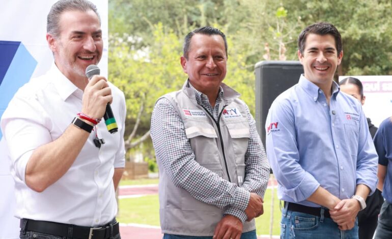 Inicia Adrián de la Garza obras por más de 16.6 mdp en el Distrito Sur