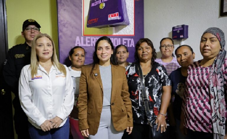 Instala Mónica Oyervides «Botón de Emergencia» para la prevención de violencia familiar
