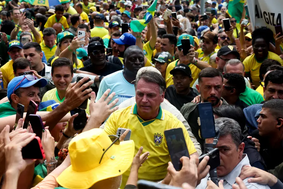 Ultraderecha en Brasil gana mayoría del Congreso y Gubernaturas