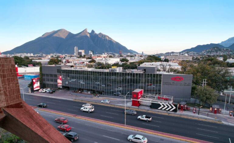 Inversión privada mantiene a Nuevo León en la cima de la construcción por 42 meses consecutivos