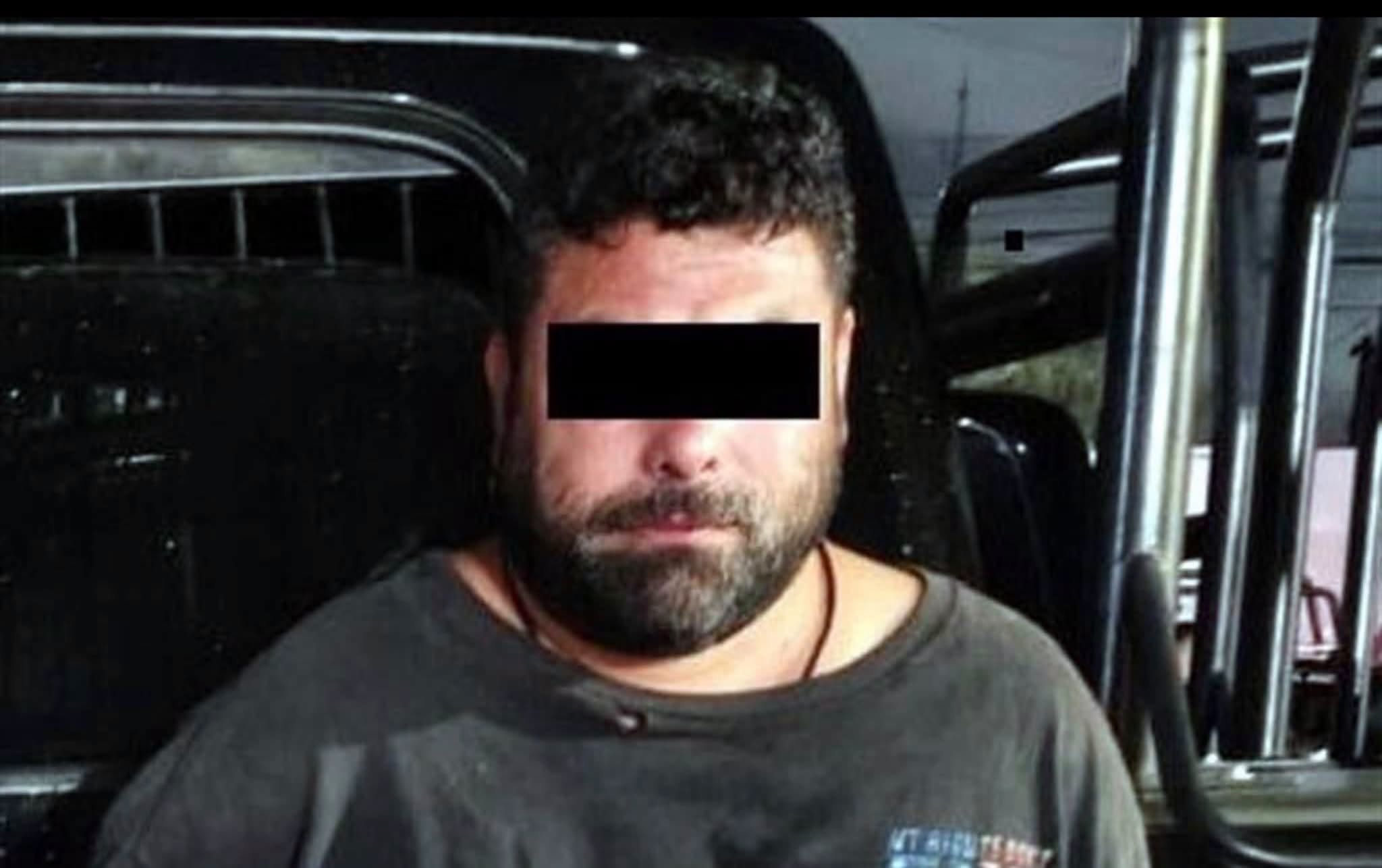 Golpea y muerde en la cara a su papa