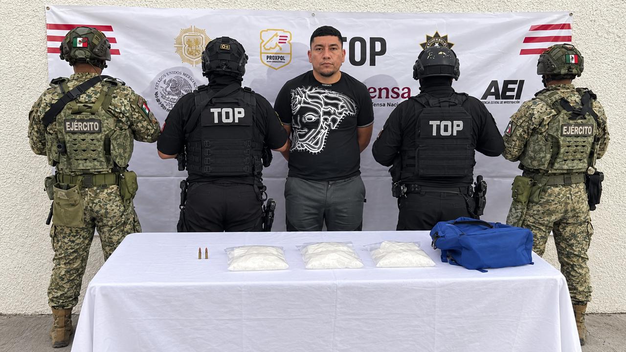 «El Chuy» andaba por calles de Escobedo con 3 kilos de «cristal» como si nada; lo detienen
