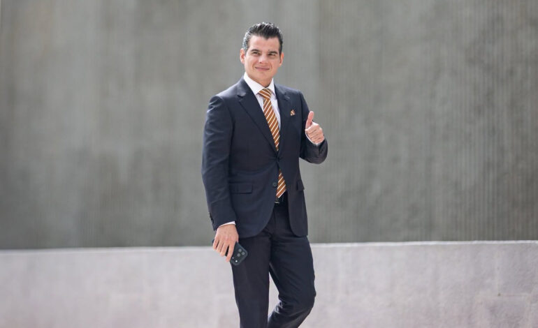 Legado en infraestructura está cambiando a Nuevo León: Mike Flores