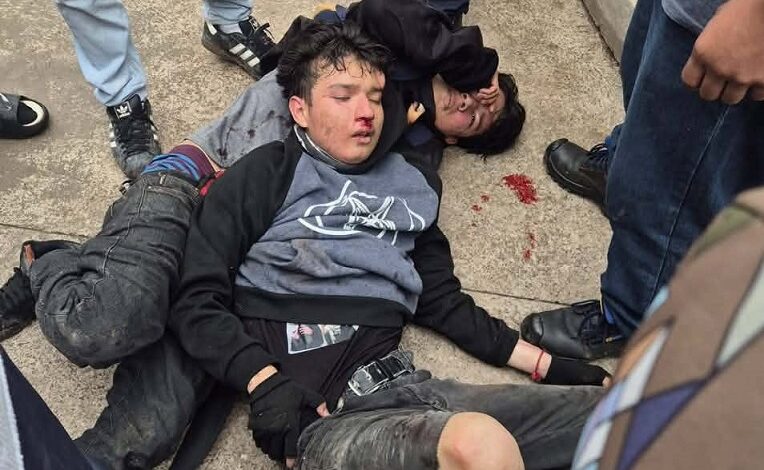 Hermanos asesinan a maestra de secundaria y lesionan a alumnos en Torreón