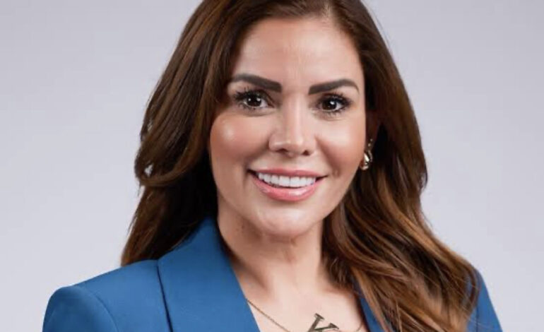 ¡BOMBA!… Karina se inscribe para ser candidata de MoReNa a diputada federal