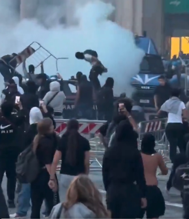 Anuncia Italia cinco años de cárcel para manifestantes violentos