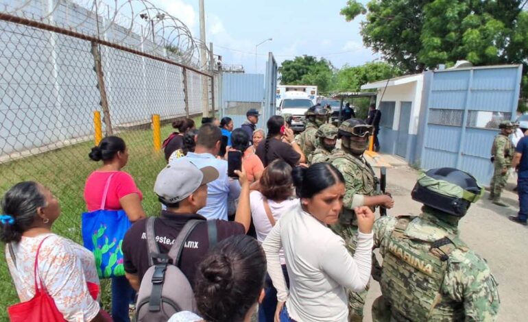 Sicarios ingresan a Penal de Mazatlán y asesinan a seis personas y hiere a otras 15