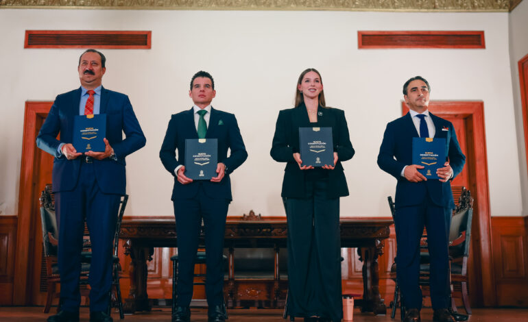 Conmemoran cuarto aniversario de la Nueva Constitución de Nuevo León