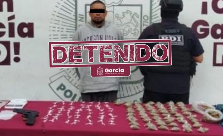 Lo buscaban por asaltos; Policía de García lo detiene y le encuentra 132 dosis de drogas