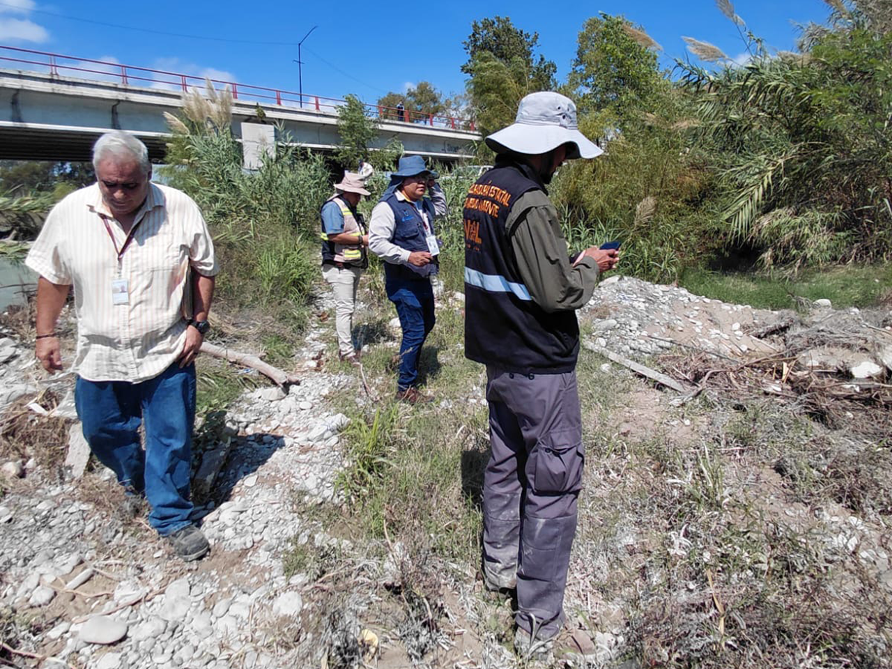 Analiza Medio Ambiente posibles daños ambientales en márgenes del Río Pilón tras derrame