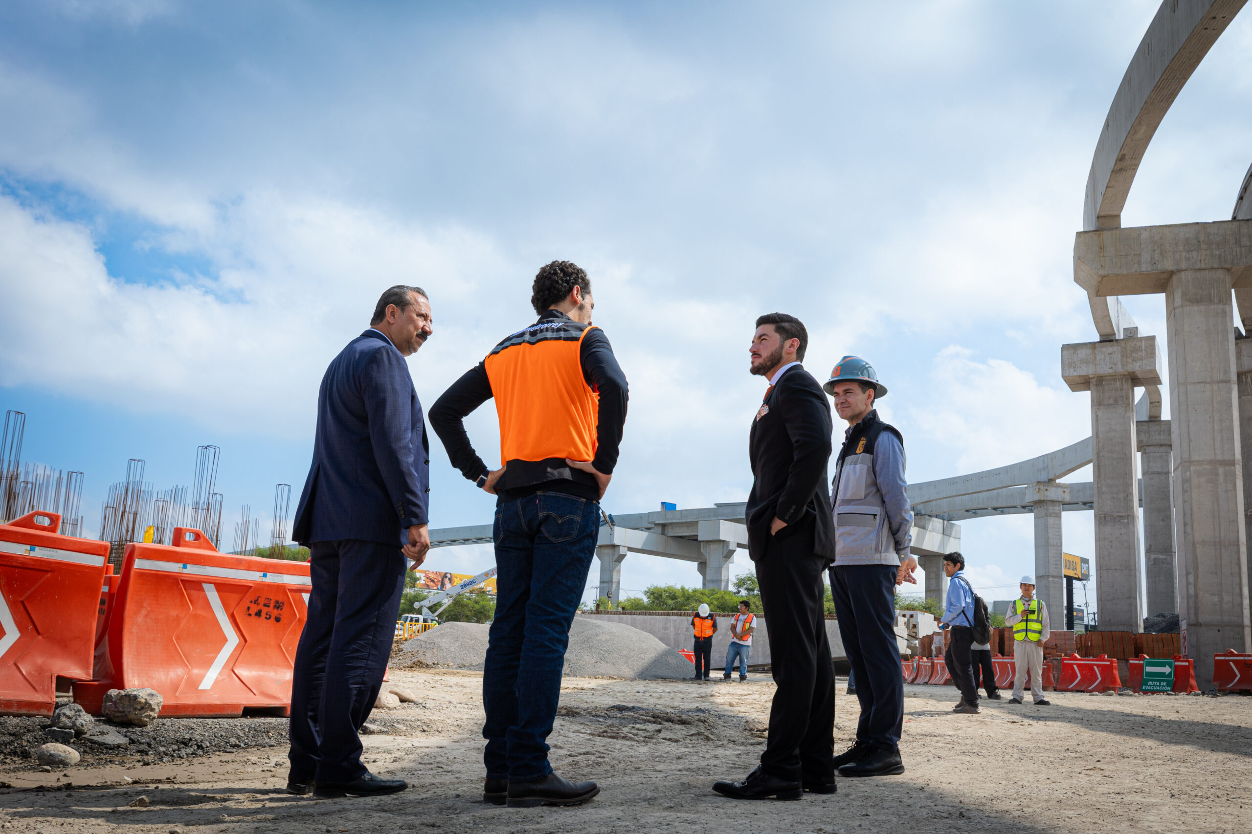 Nuevo Metro de Nuevo León entra en fase final: supervisa Samuel García patios y talleres de Citadel