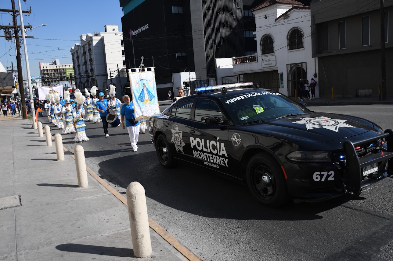 Inician peregrinaciones y Monterrey arranca con operativos viales